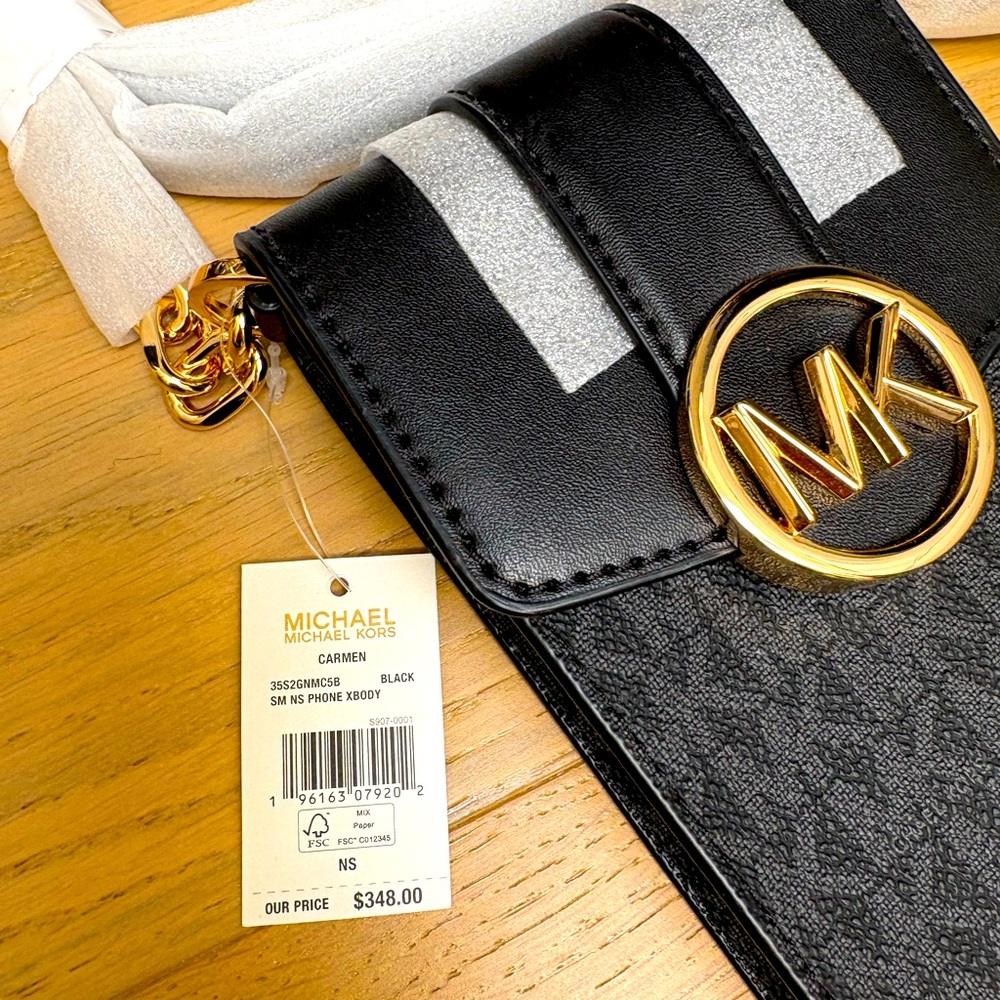 BNWT cross body Carmen bag by Michael Kors